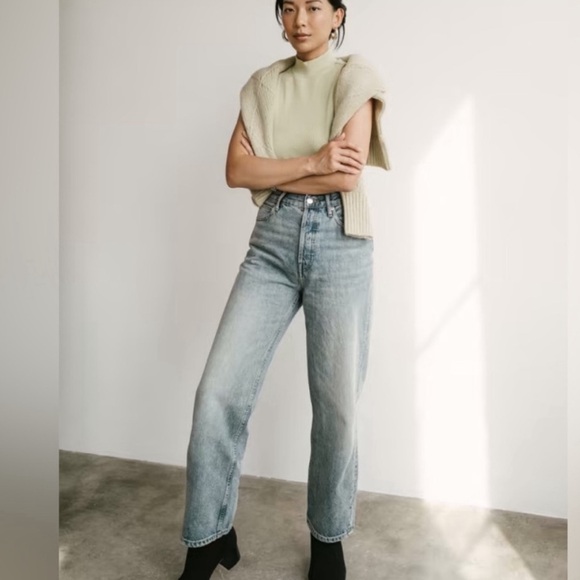 EVERLANE The Rigid Way High Jean Light Indigo Jeans Size 30 Regular - Picture 1 of 11